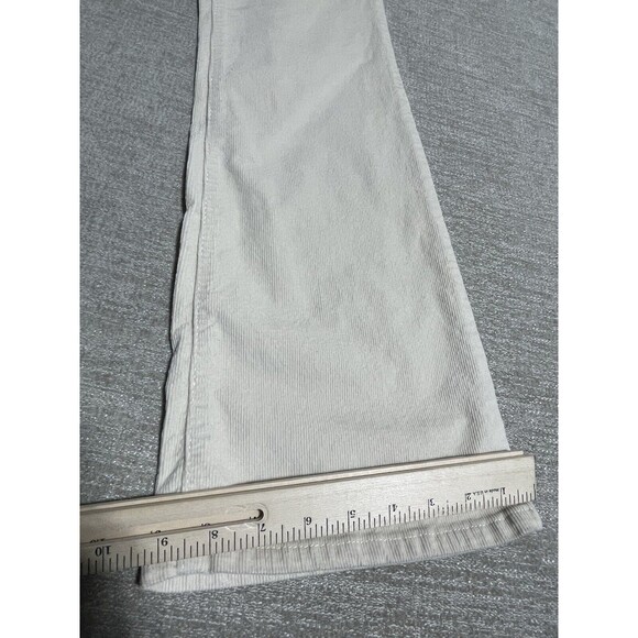 Time And Tru Pants Women’s Size 12 White Bootcut Jeans Cotton Stretch - Picture 11 of 13